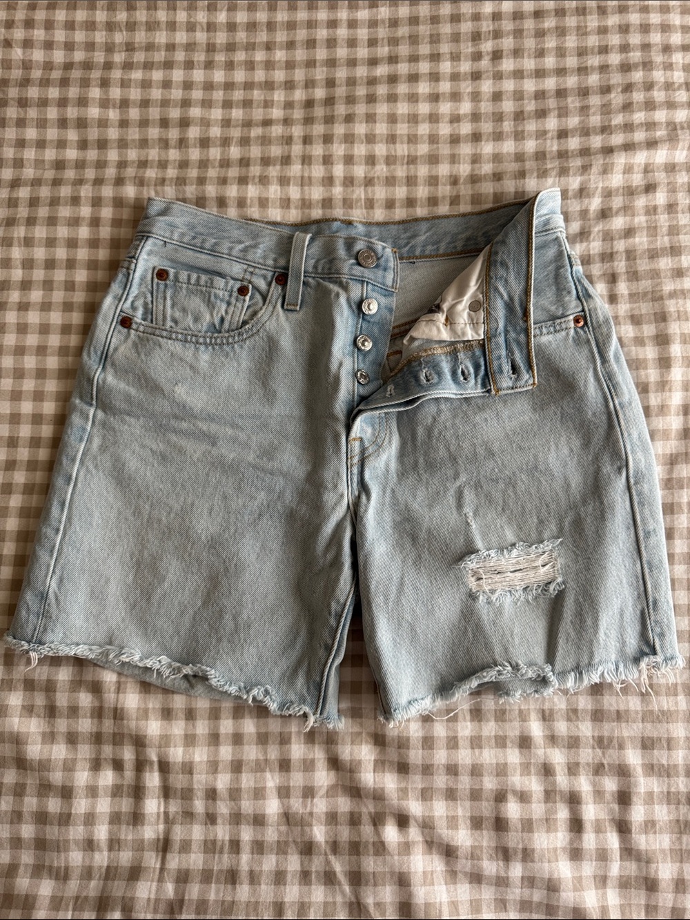 Levi's 501 Light wash Frayed Hem Button-Fly Jean Shorts